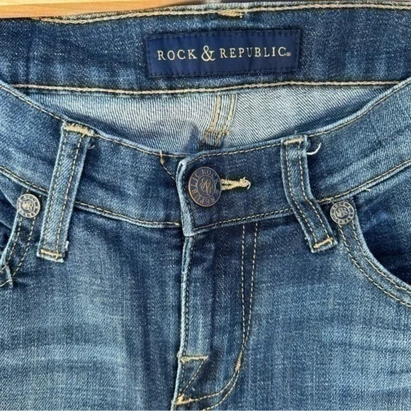 β¨Rock & Republic blue jeans π 6 - Picture 8 of 11